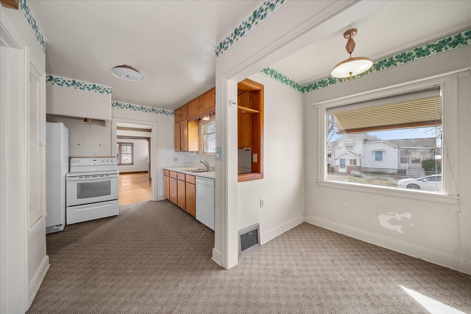 2501 North Howard Street Spokane, WA 99205 - Photo 16 of 44