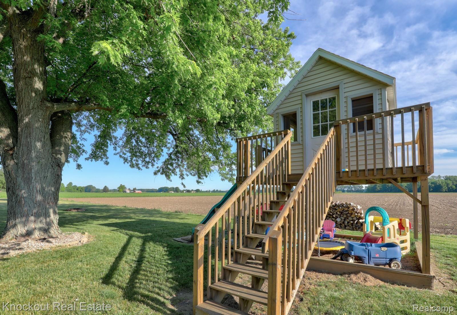 7850 Barnes Road Millington, MI 48746 - Photo 43 of 58 7860 Barnes Rd Millington-43.jpg