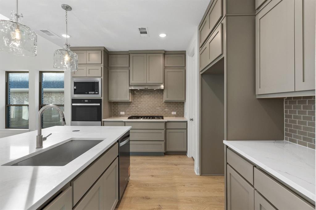 3905 Menard Street McKinney, TX 75071 - Photo 10 of 38 DAL_Painted Tree_Easton_3905 Menard Street (7)