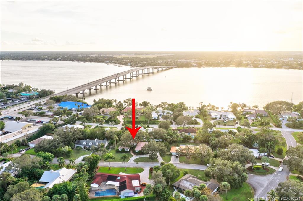 5 Banyan Road Stuart, FL 34996 - Photo 44 of 49 a view of a city