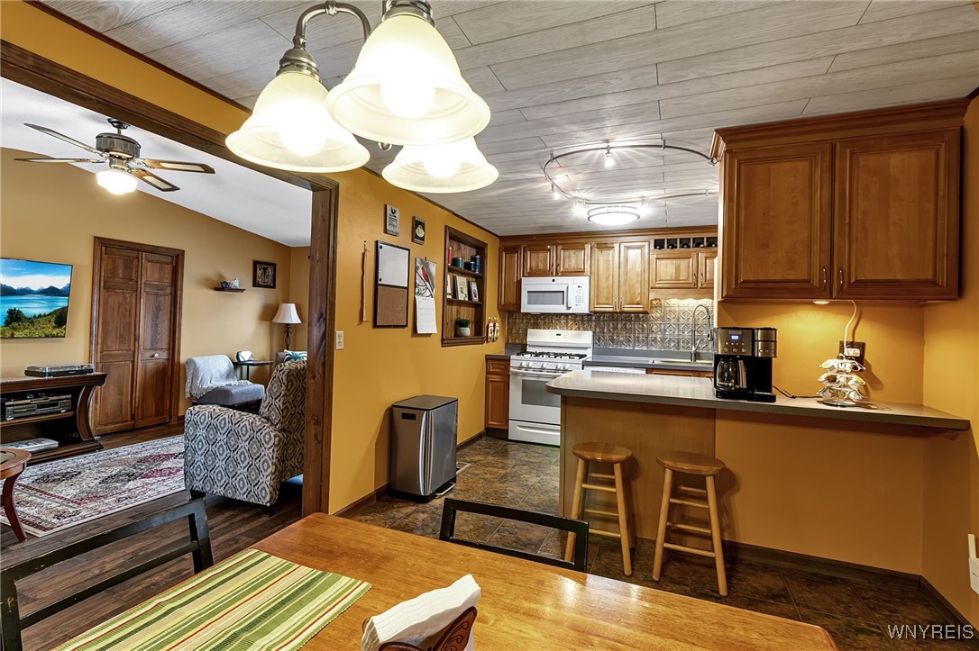 5342 Ernest Road Lockport Town, NY 14094 - Photo 11 of 50