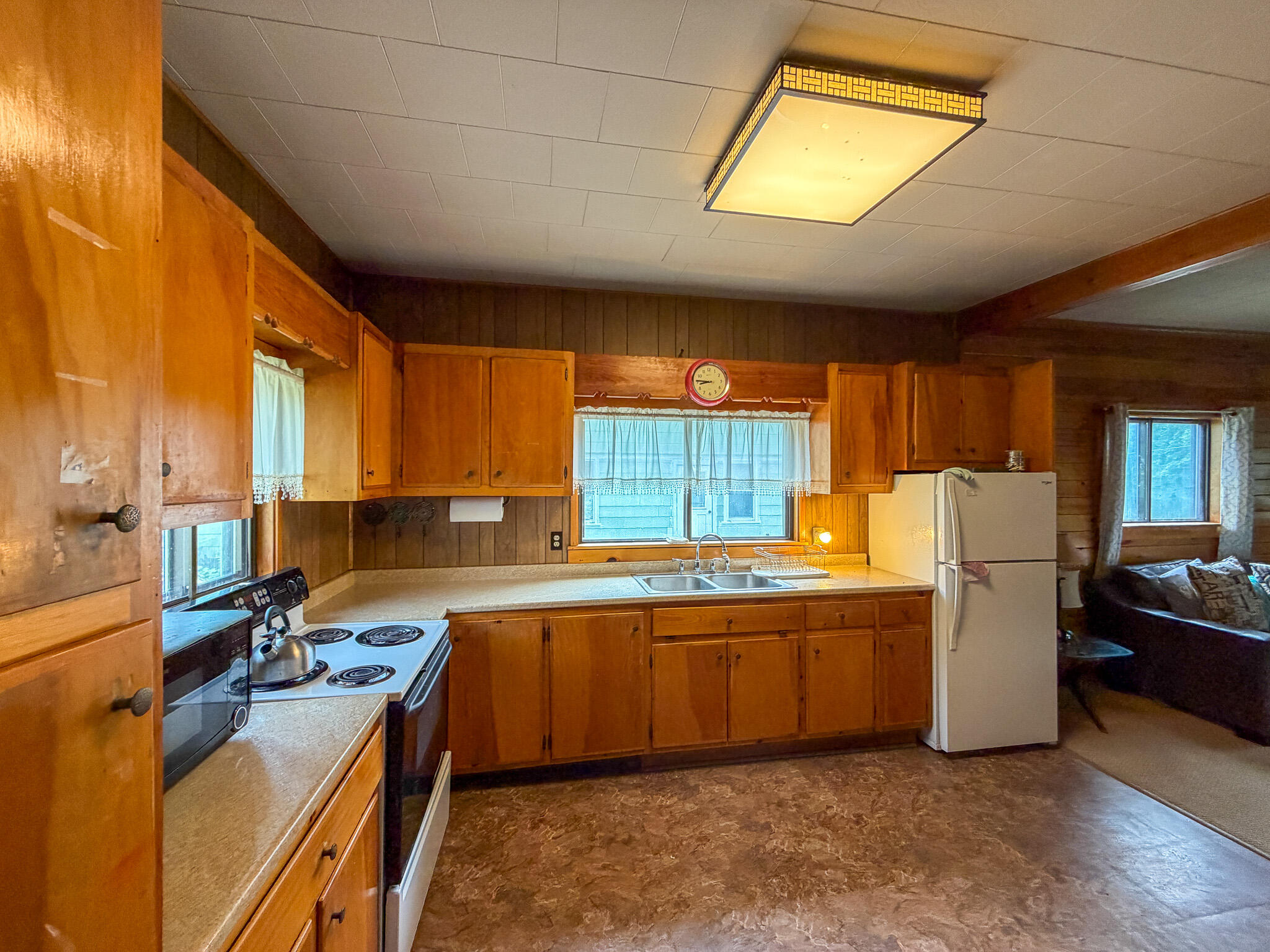 7 Spring Street Milo, ME 04463 - Photo 5 of 14 5