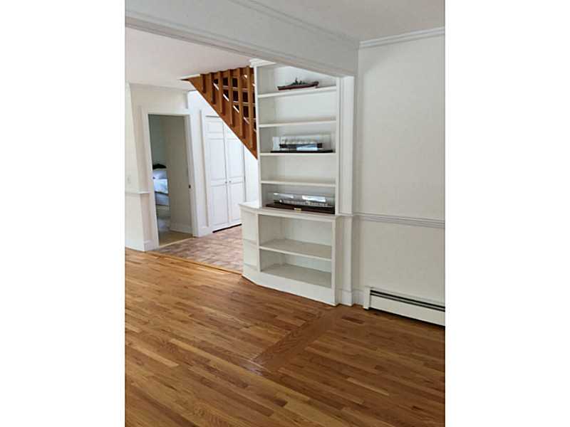 3 Camelback Way Westerly, RI 02891 - Photo 12 of 25 Den/Family/Great Room.