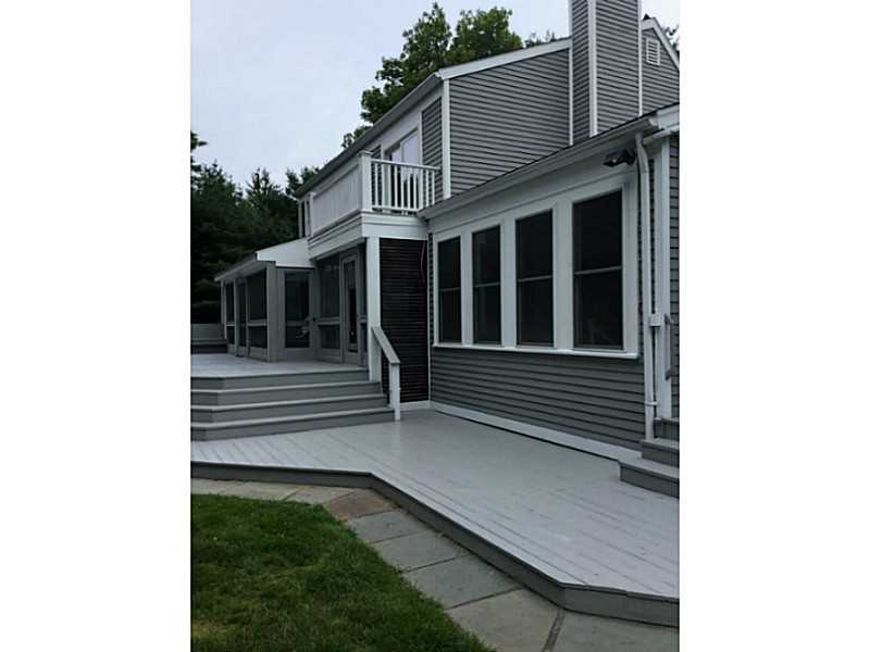 3 Camelback Way Westerly, RI 02891 - Photo 2 of 25 Exterior Front.