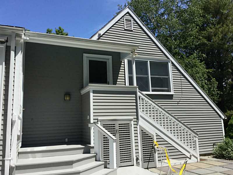 3 Camelback Way Westerly, RI 02891 - Photo 3 of 25 Exterior Back.