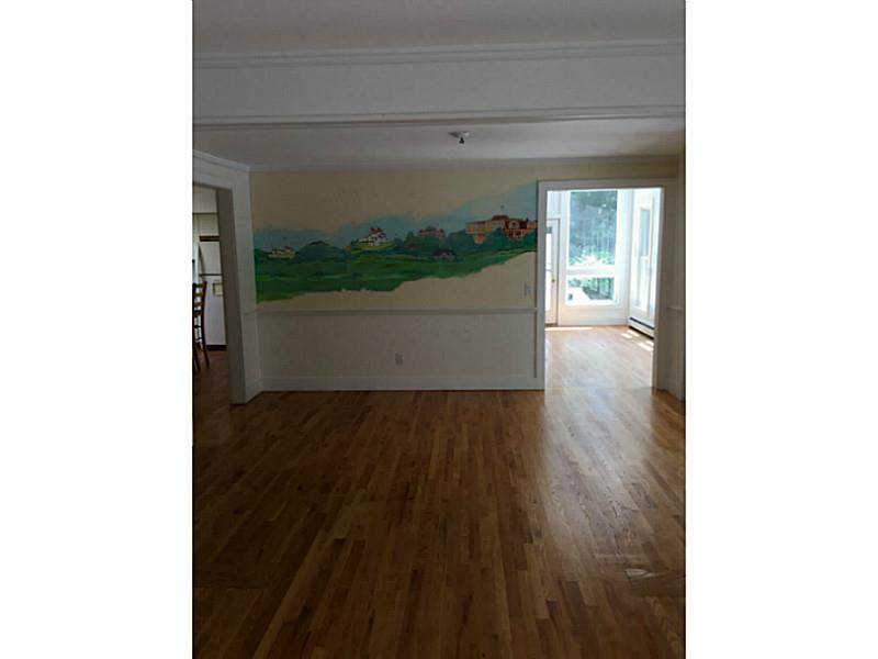 3 Camelback Way Westerly, RI 02891 - Photo 9 of 25 Dining Room.