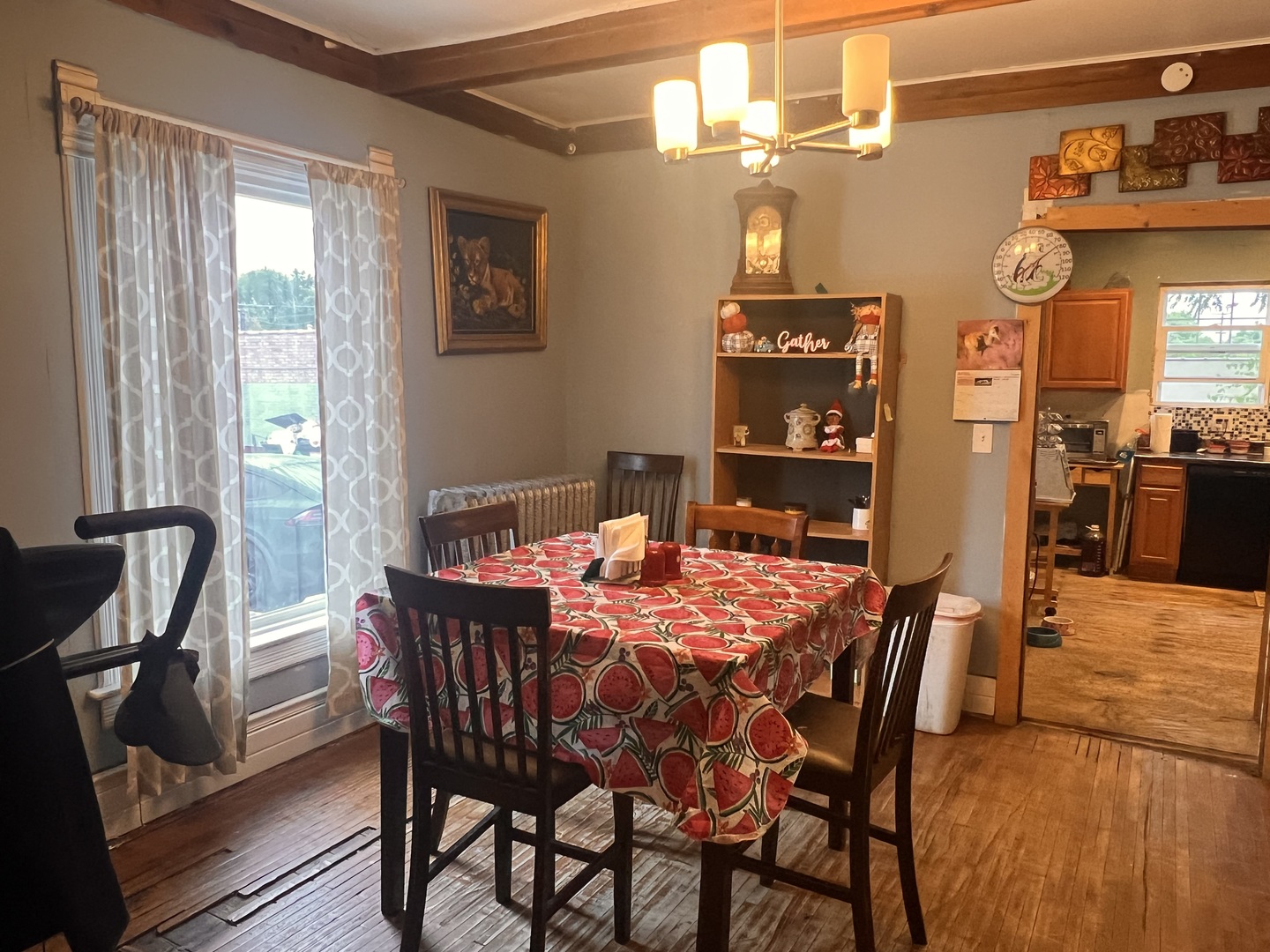 549 Congdon Avenue Elgin, IL 60120 - Photo 10 of 15 a view of a dining room with furniture and window