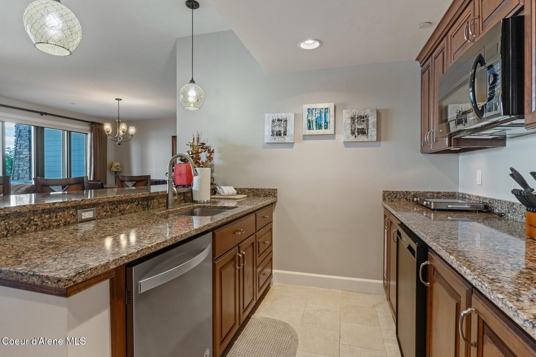 606 Sandpoint Avenue Sandpoint, ID 83864 - Photo 26 of 35 Downstairs Family Kitchenette
