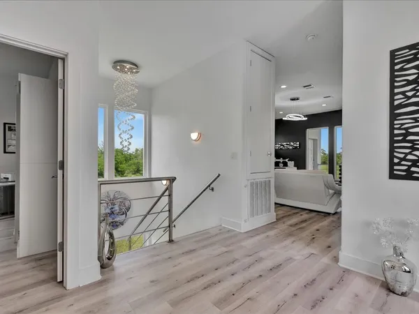 $694,900 | 129 White Oak Loop, Lufkin, TX 75901