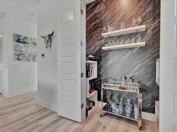 $694,900 | 129 White Oak Loop, Lufkin, TX 75901