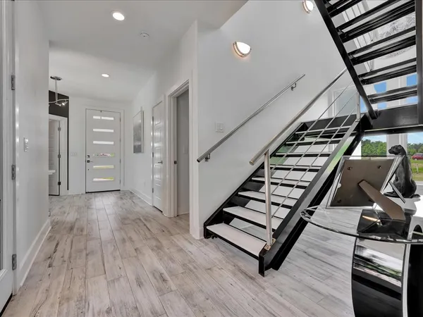 $694,900 | 129 White Oak Loop, Lufkin, TX 75901