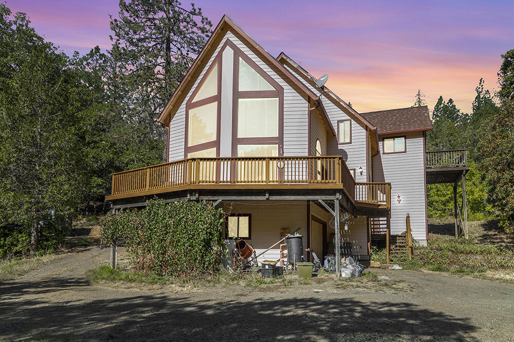 950 Bear Creek Road Selma, OR 97538 - Photo 1 of 36 IMG_5106 2