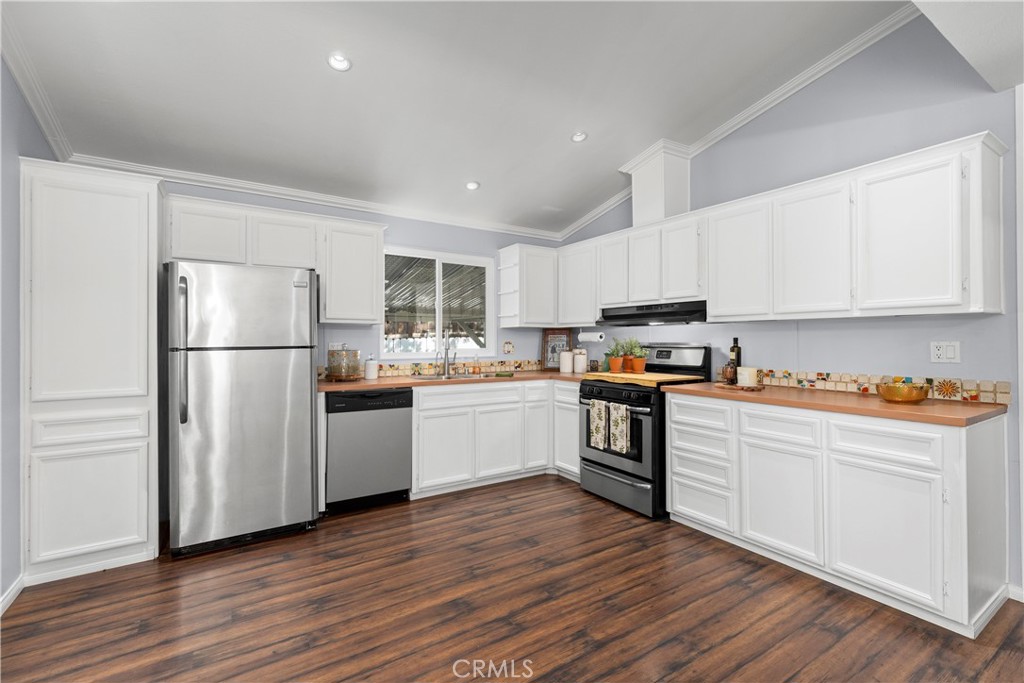 18218 Paradise Mountain Road, Unit 118 Valley Center, CA 92082 - Photo 19 of 56