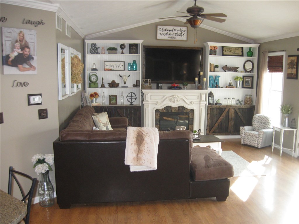 151 Bennett Road Parma, NY 14468 - Photo 4 of 22