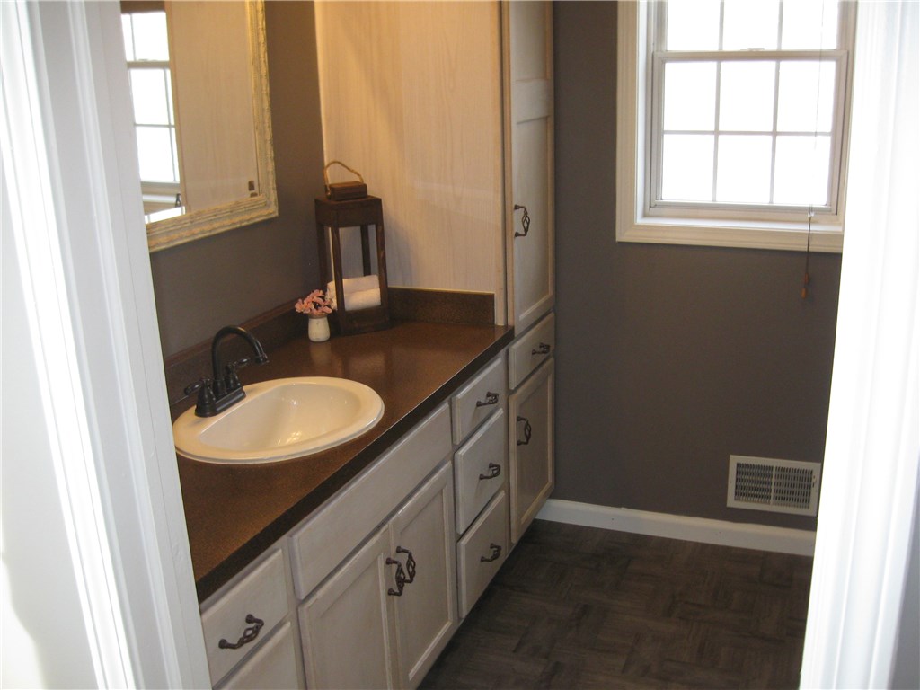 151 Bennett Road Parma, NY 14468 - Photo 10 of 22