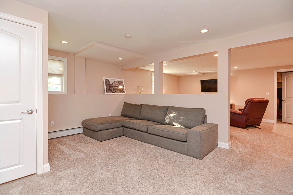 34 Highridge Road Bellingham, MA 02019 - Photo 35 of 42 Gallery Image 35