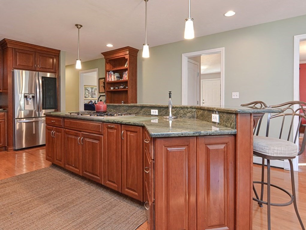 34 Highridge Road Bellingham, MA 02019 - Photo 9 of 42 Gallery Image 9