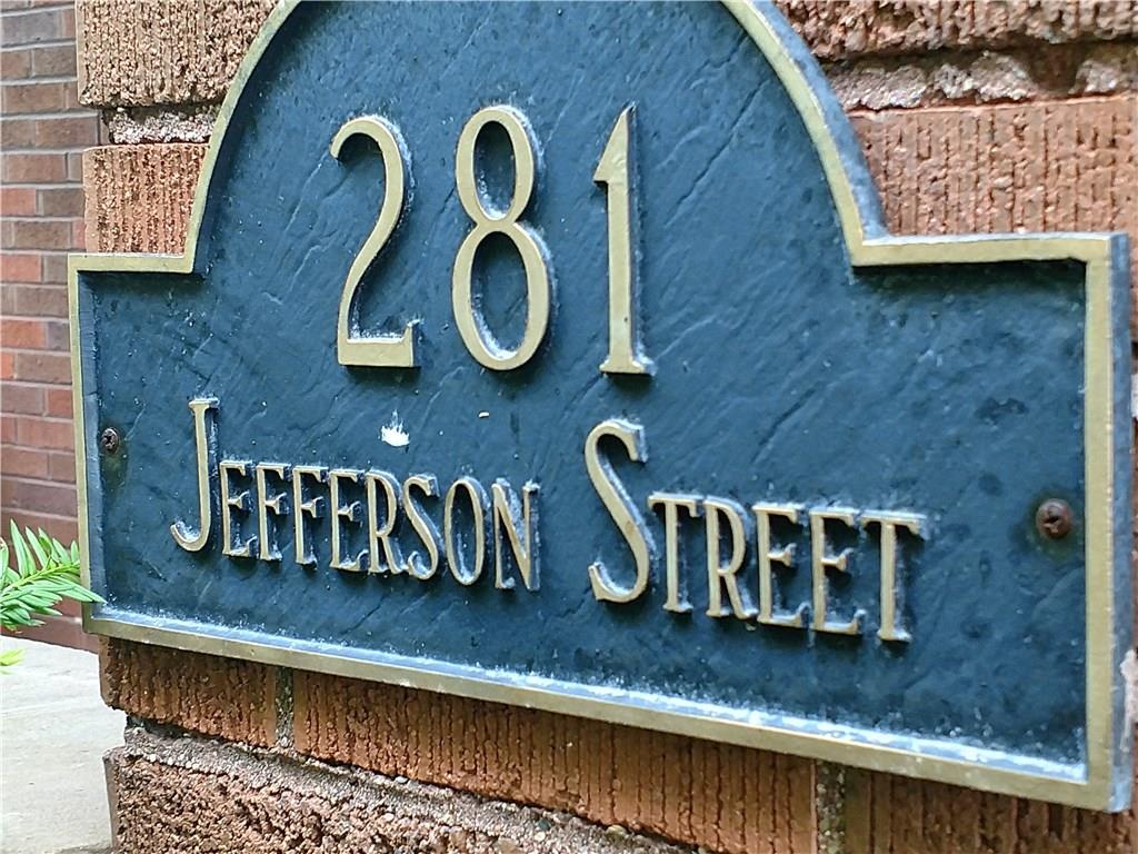 281 Jefferson Street Rochester, PA 15074 - Photo 3 of 18