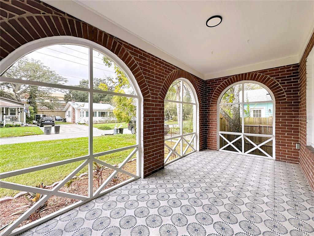 2057 Southampton Road Jacksonville, FL 32207 - Photo 8 of 42