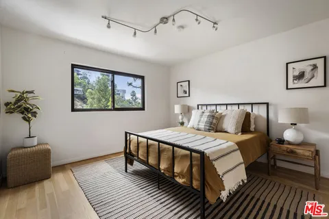 $1,900,000 | 2426 Cazaux Place, Los Angeles, CA 90068