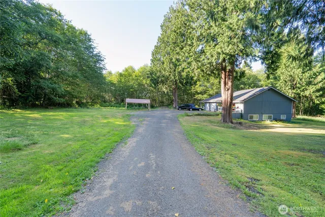 $700,000 | 102 Garden Hill Road West, Elma, WA 98541