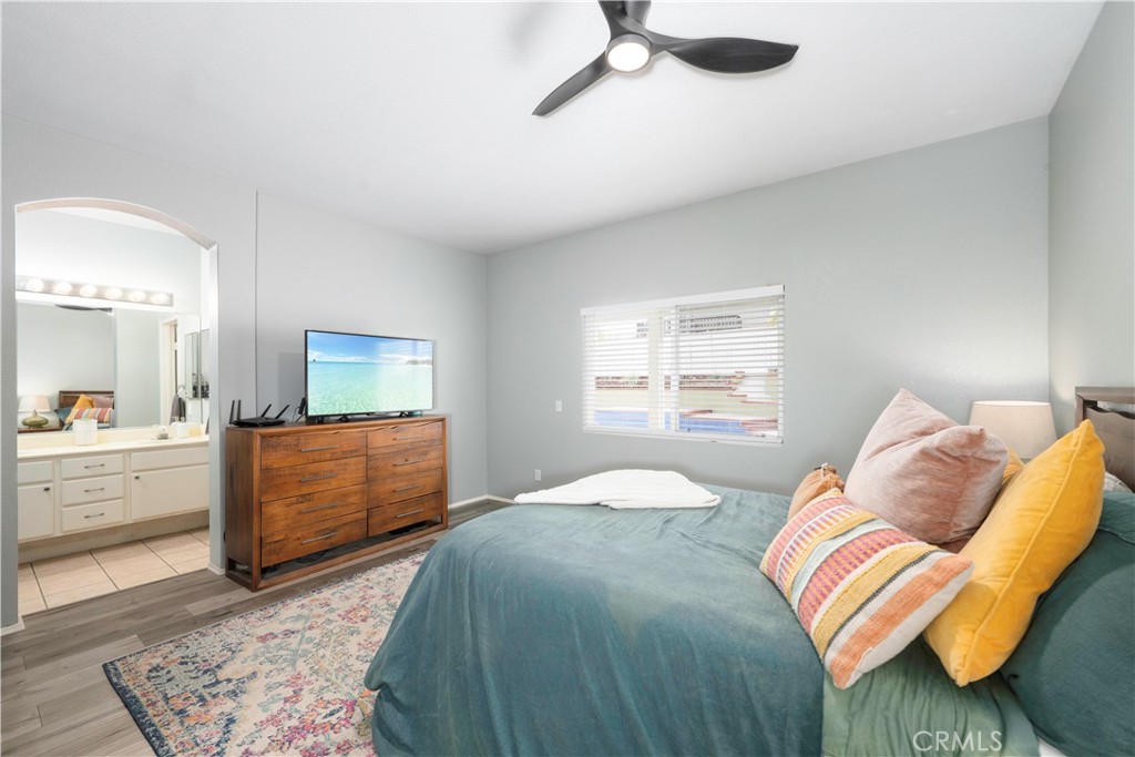 33411 Cam Piedra Rojo Temecula, CA 92592 - Photo 12 of 36