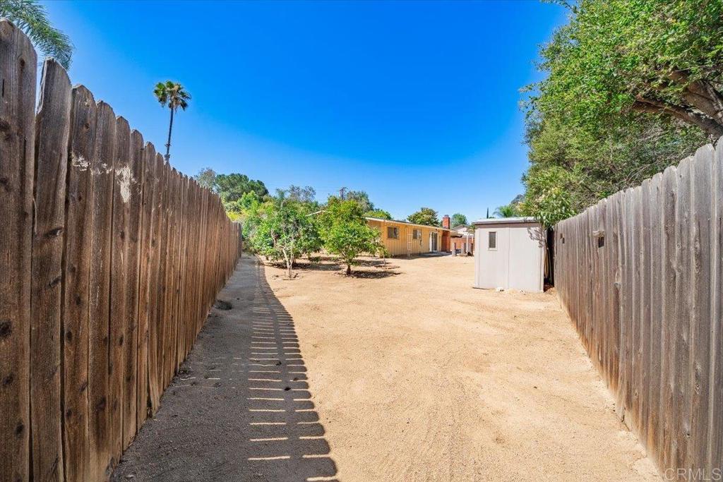 1828 Chapulin Lane Fallbrook, CA 92028 - Photo 42 of 47