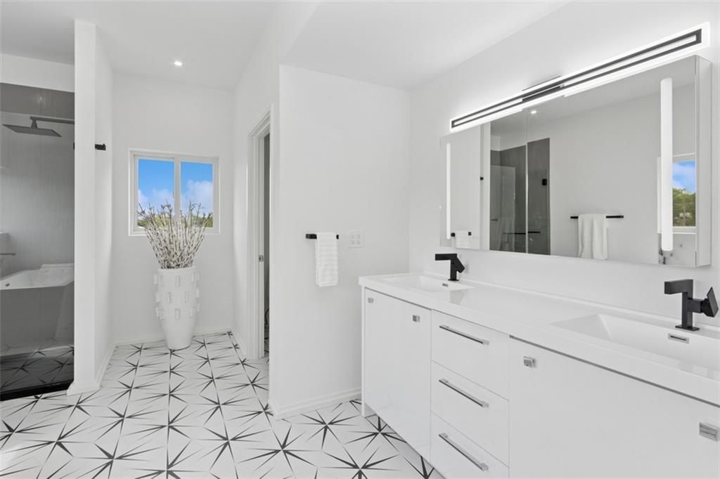 10924 West 67th Street Shawnee, KS 66203 - Photo 19 of 29