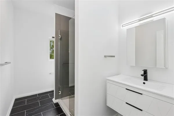 $549,950 | 10924 West 67th Street, Shawnee, KS 66203