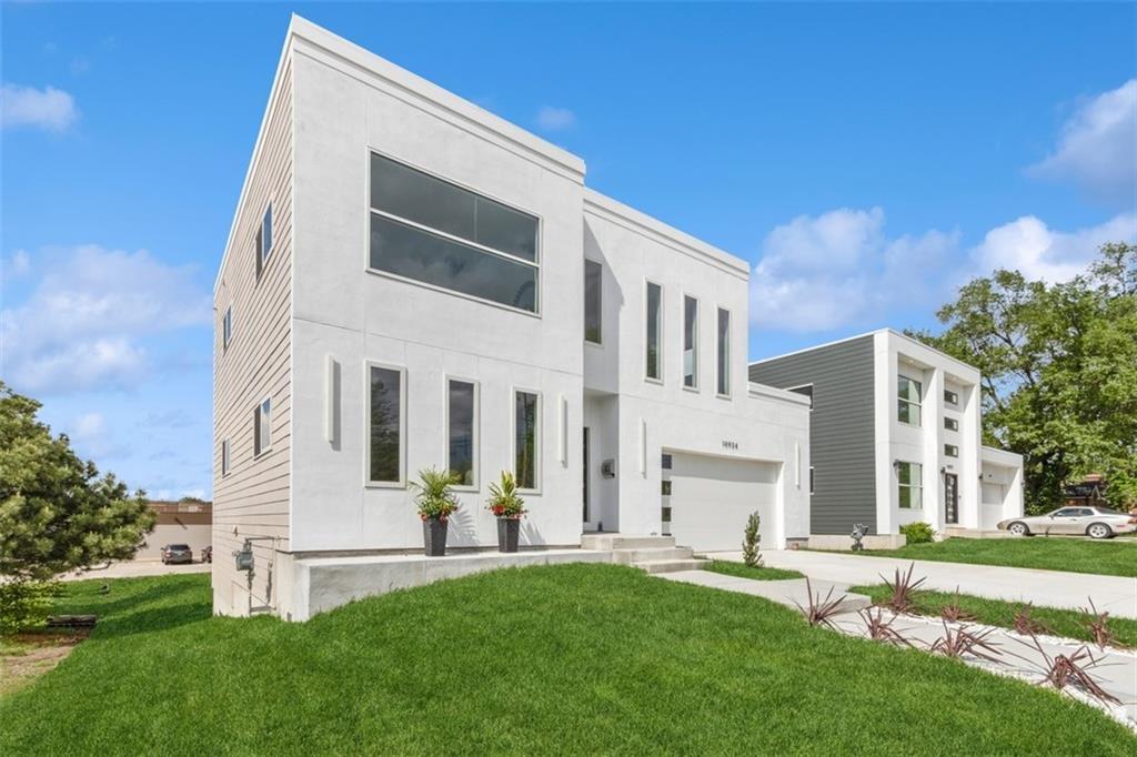 10924 West 67th Street Shawnee, KS 66203 - Photo 2 of 29