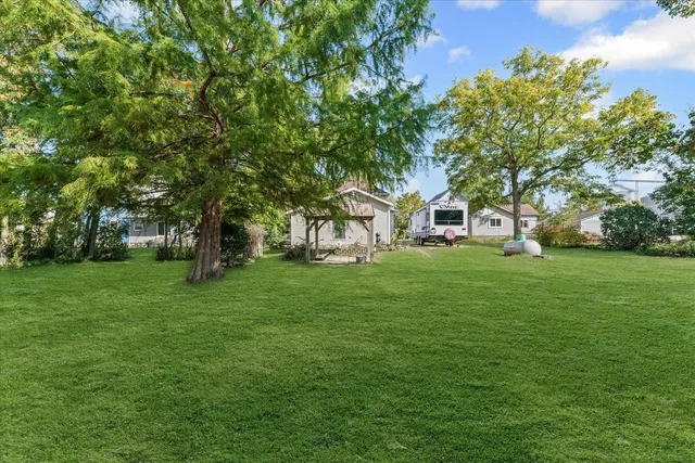 a view of house with garden space