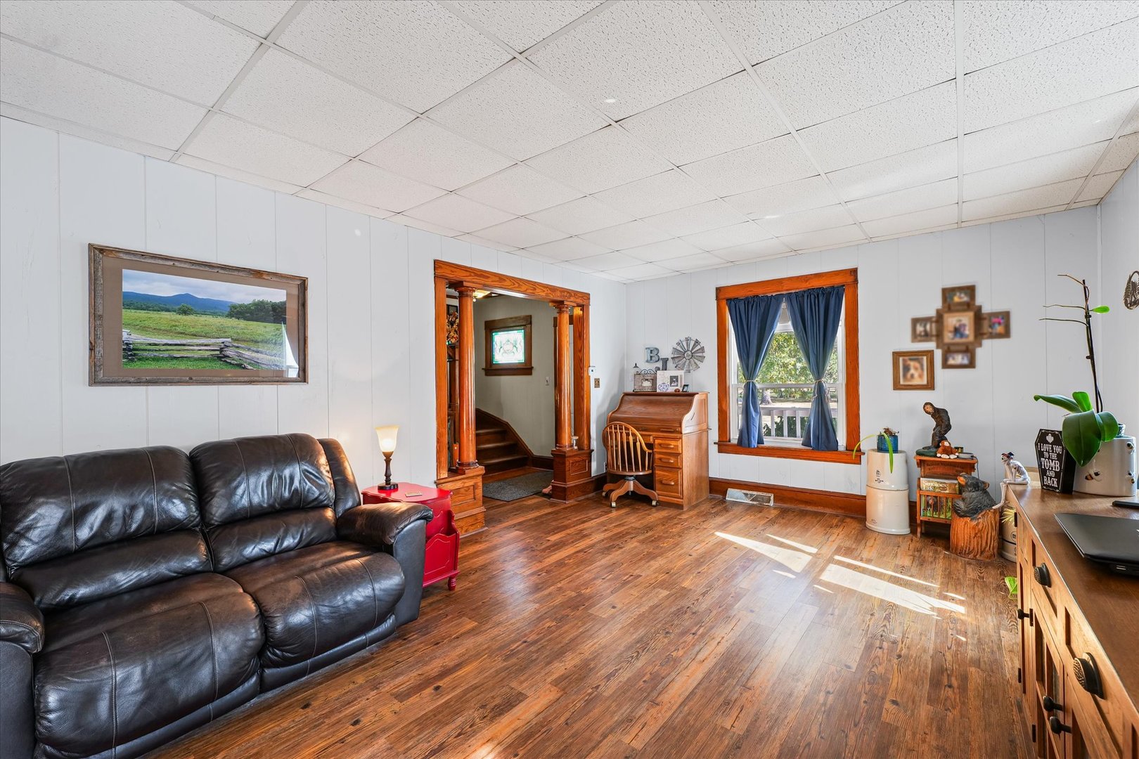 217 North Main Street Roberts, IL 60962 - Photo 9 of 36 a living room with furniture and a wooden floor