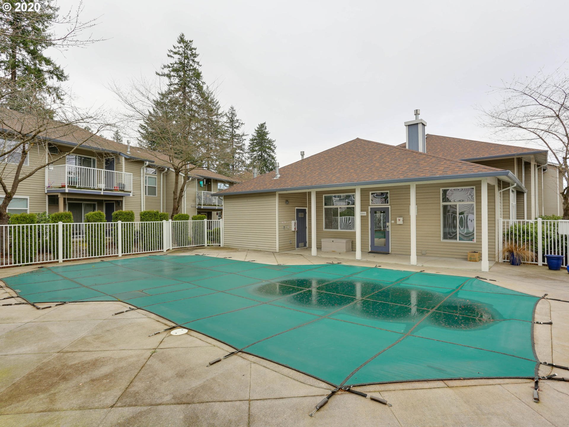 4614 West Powell Boulevard, Unit 261 Gresham, OR 97030 - Photo 29 of 29 front view of a house and a yard