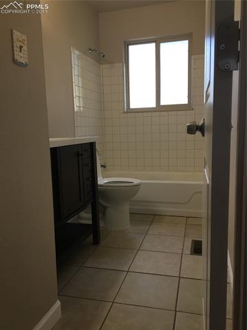 4425 Beaumont Road Colorado Springs, CO 80916 - Photo 10 of 19 Bathroom -Main