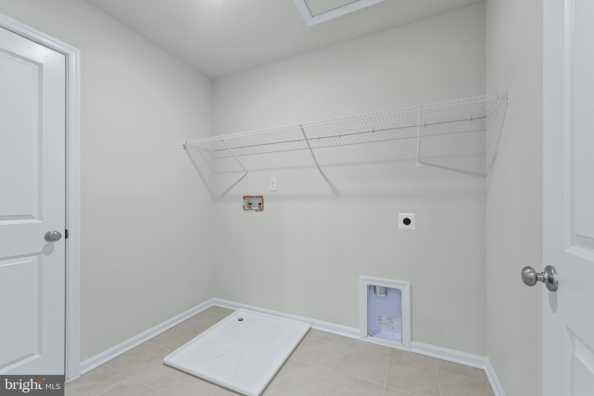 1204 Otter Point Middle River, MD 21220 - Photo 29 of 32 a view of an empty room