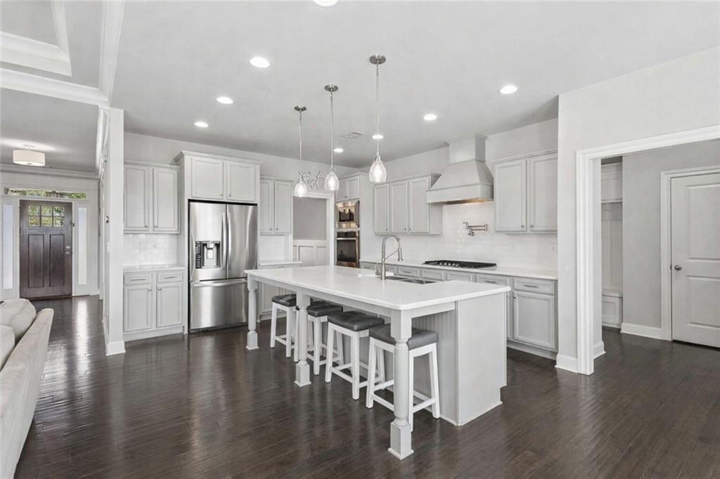 319 Tarnbrook Chase Suwanee, GA 30024 - Photo 4 of 60