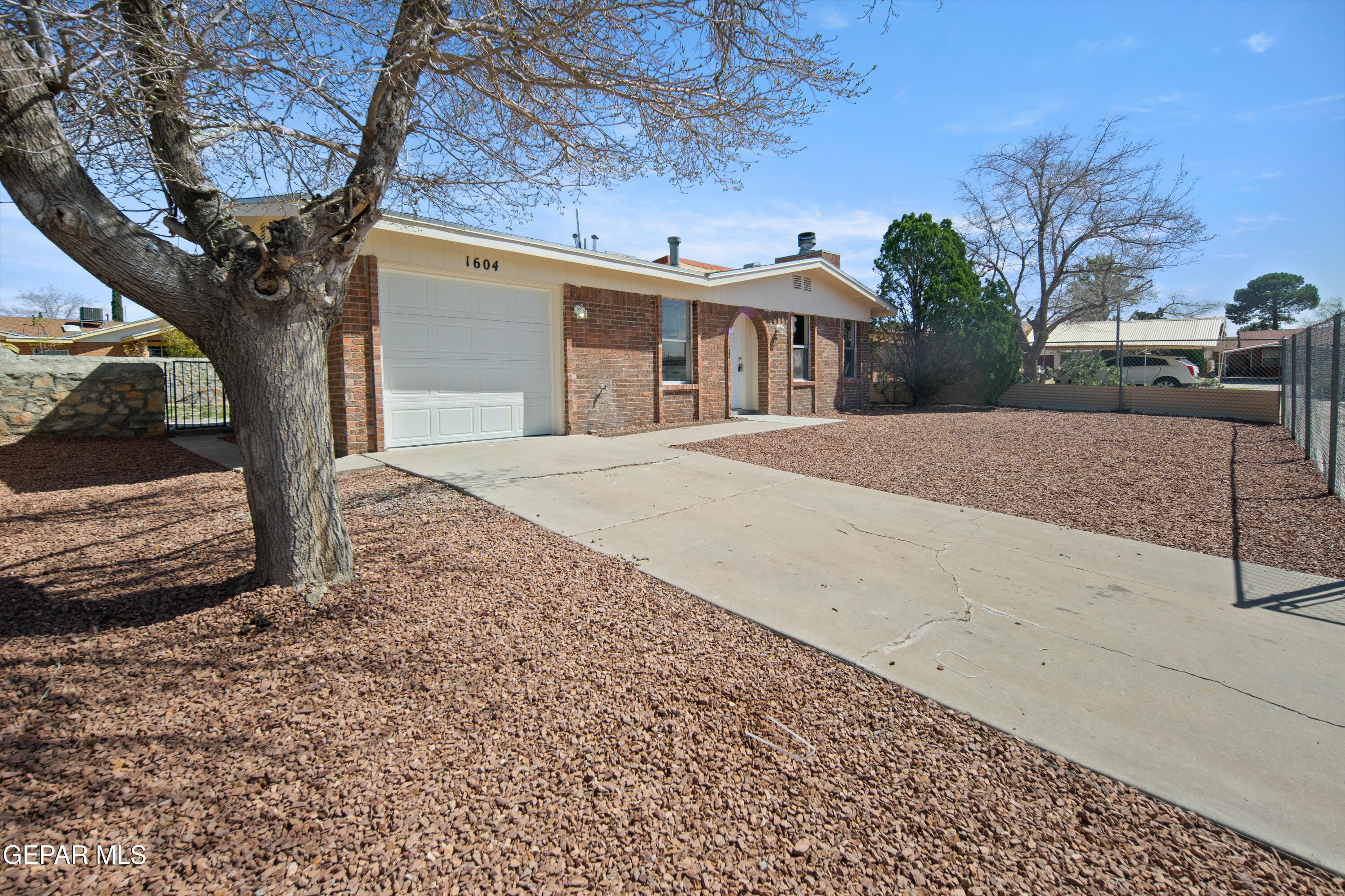 1604 Rick Rhodes Drive El Paso, TX 79936 - Photo 4 of 20 untitled-4