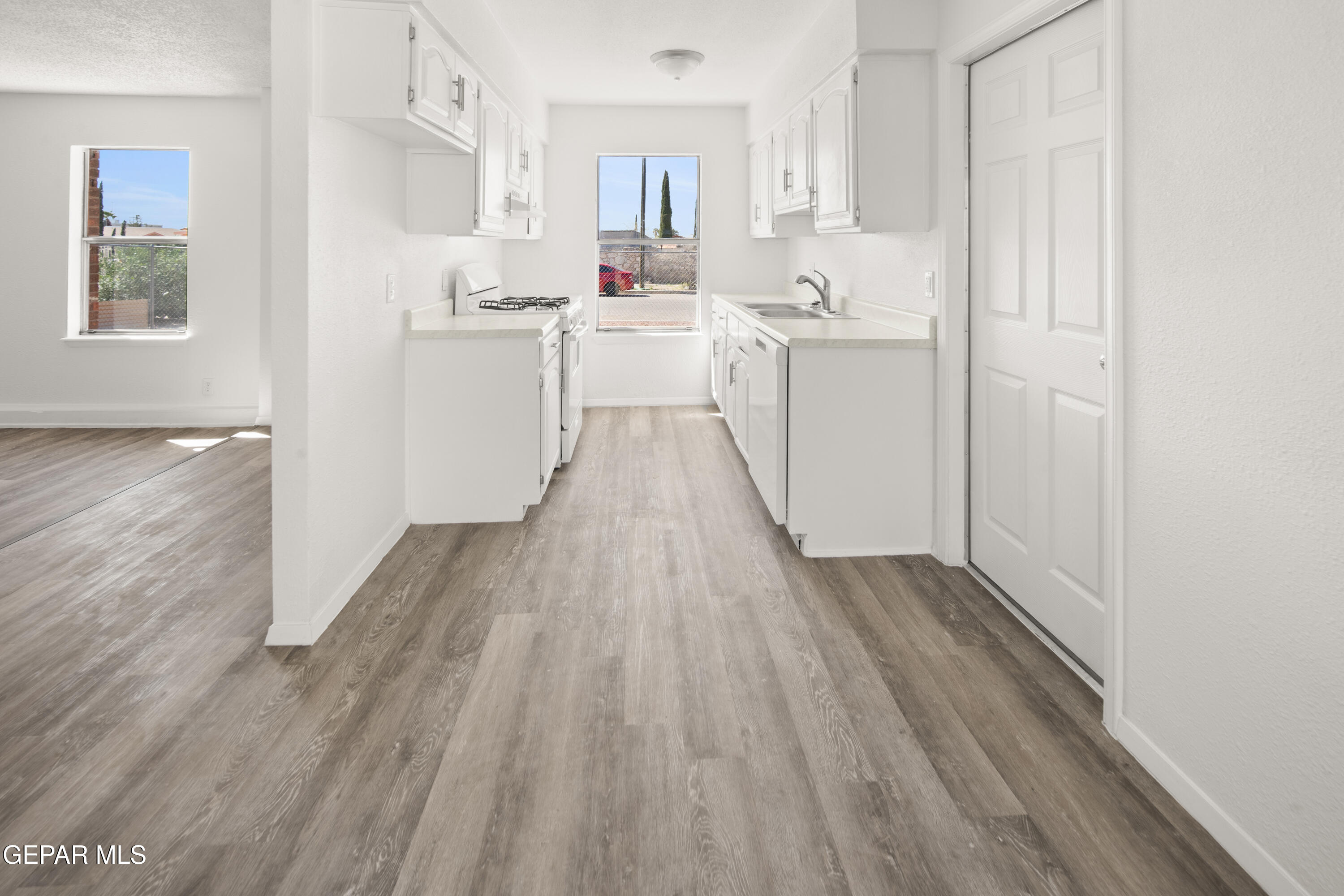 1604 Rick Rhodes Drive El Paso, TX 79936 - Photo 7 of 20 untitled-7