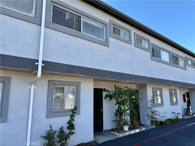 $2,600 | 12128 Imperial Highway, Unit 10, Norwalk, CA 90650