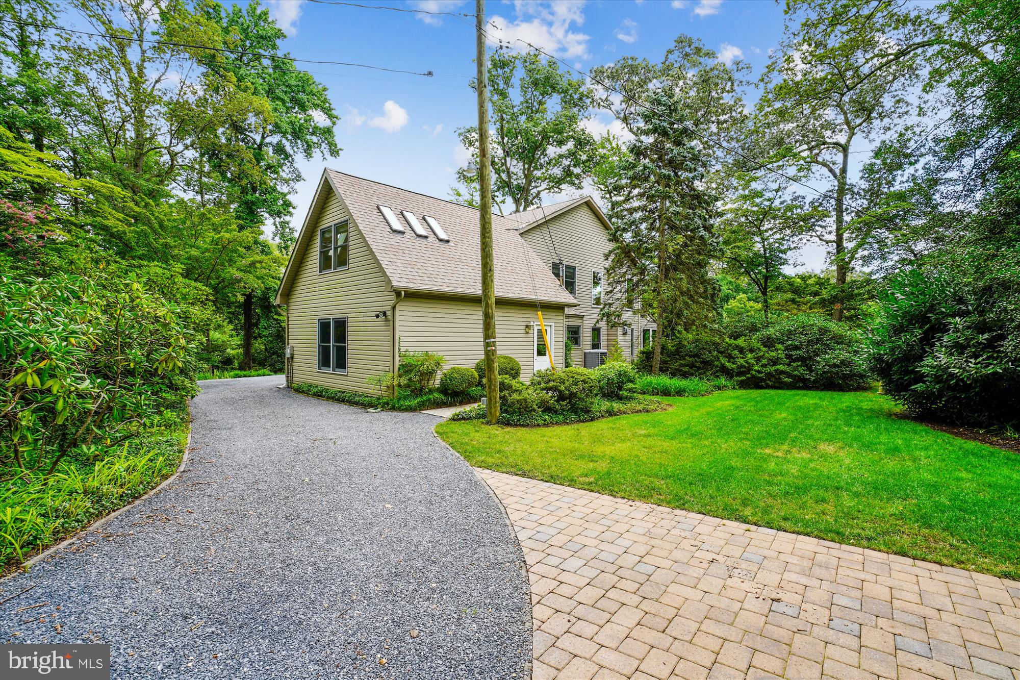 317 Thomas Road Severna Park, MD 21146 - Photo 21 of 56 Coming around circular driveway toward house