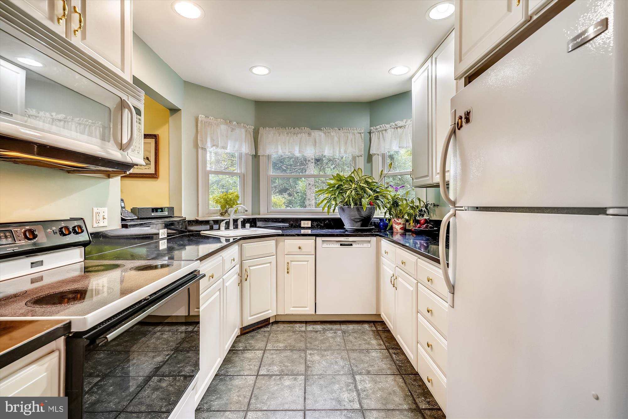 317 Thomas Road Severna Park, MD 21146 - Photo 40 of 56 Great kitchen to save steps while creating meals