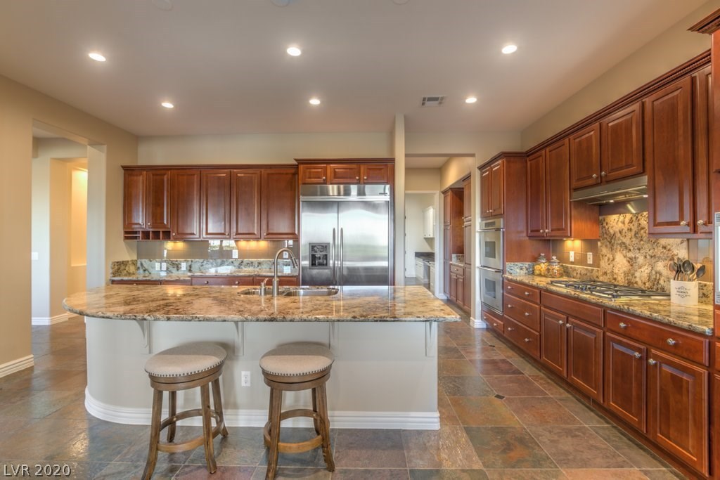 8 Cross Ridge Street Las Vegas, NV 89135 - Photo 19 of 50