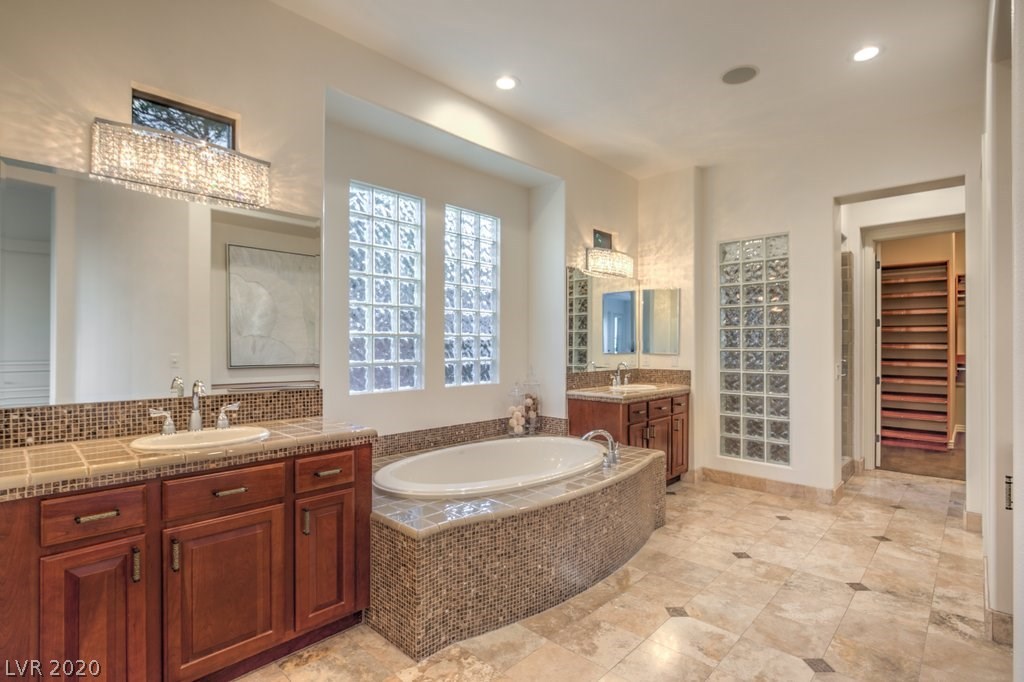 8 Cross Ridge Street Las Vegas, NV 89135 - Photo 30 of 50