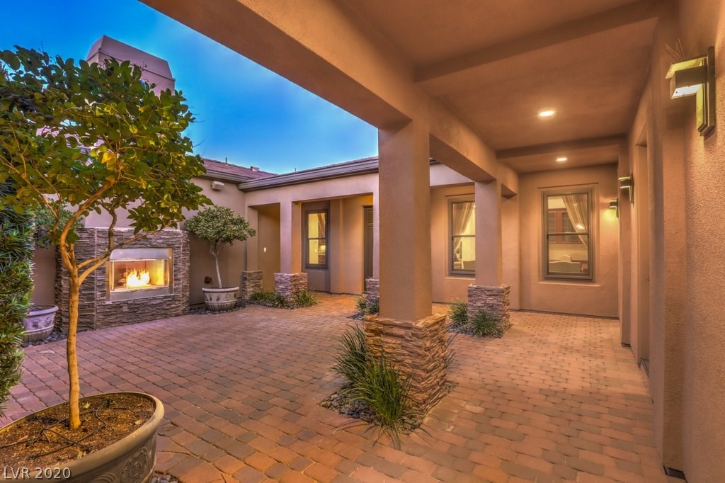 8 Cross Ridge Street Las Vegas, NV 89135 - Photo 5 of 50