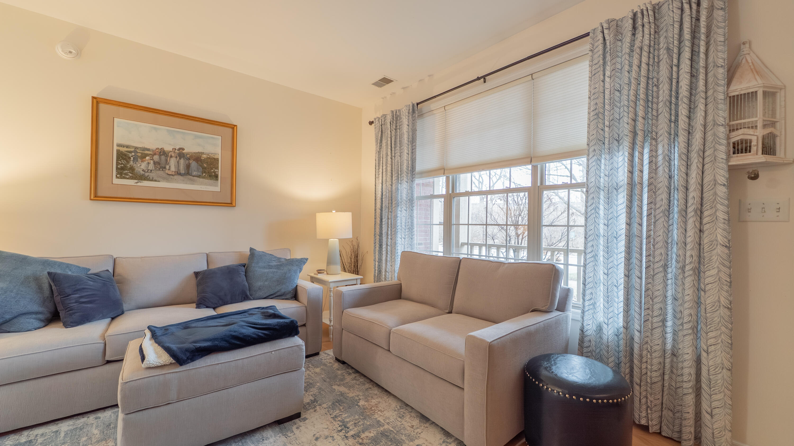 2898 Cambridge Way Highland, IN 46322 - Photo 3 of 22 a living room with furniture and a window