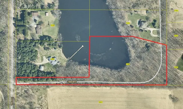 $274,900 | 9540 Vincent Avenue Southeast, Alto, MI 49302