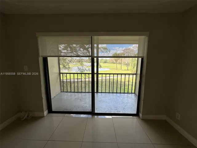 $1,900 | 8060 Fairview Drive, Unit 201, Tamarac, FL 33321