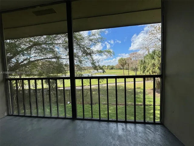 $1,900 | 8060 Fairview Drive, Unit 201, Tamarac, FL 33321