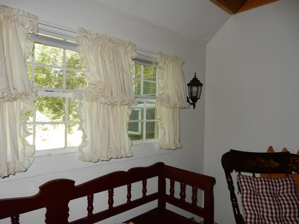 567 Miller Road Union, ME 04862 - Photo 10 of 21 Office space or extra room?