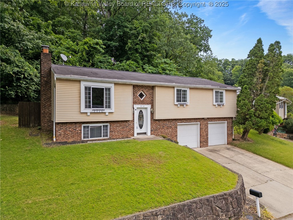 910 Echo Road South Charleston, WV 25303 - Photo 2 of 32 Gallery Image 2